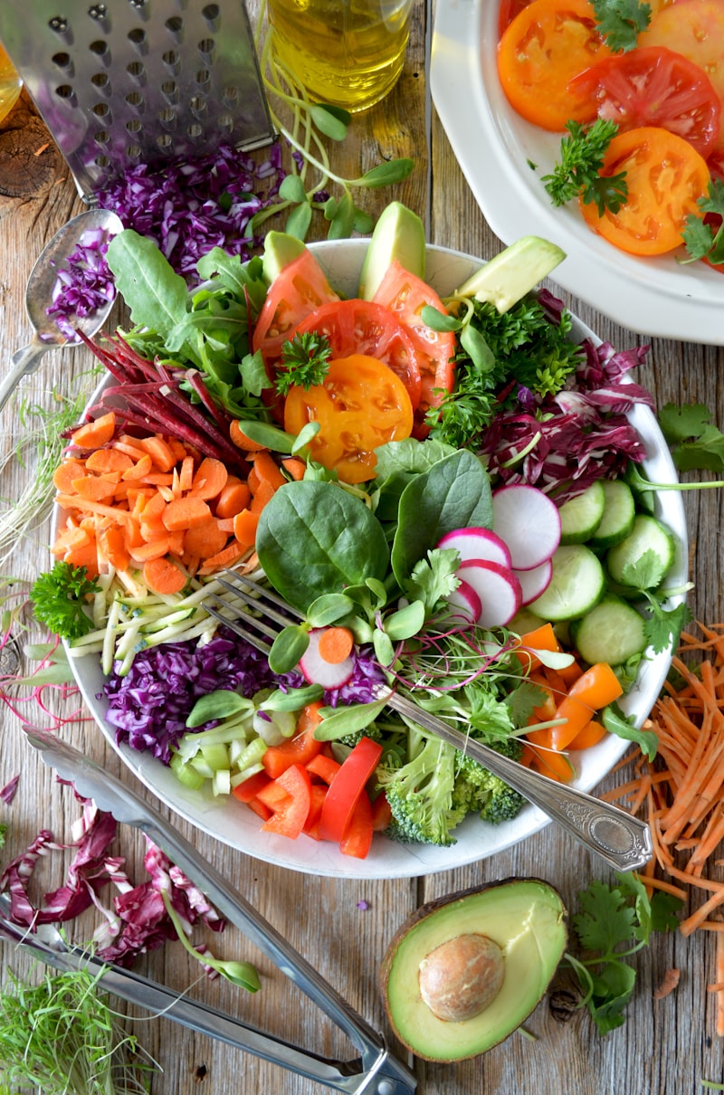 Fresh Veggie Salad — crisp vegetables and leafy greens at De Menthe